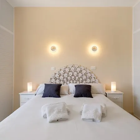 Cristianmar Frontline Sea View Appartement *