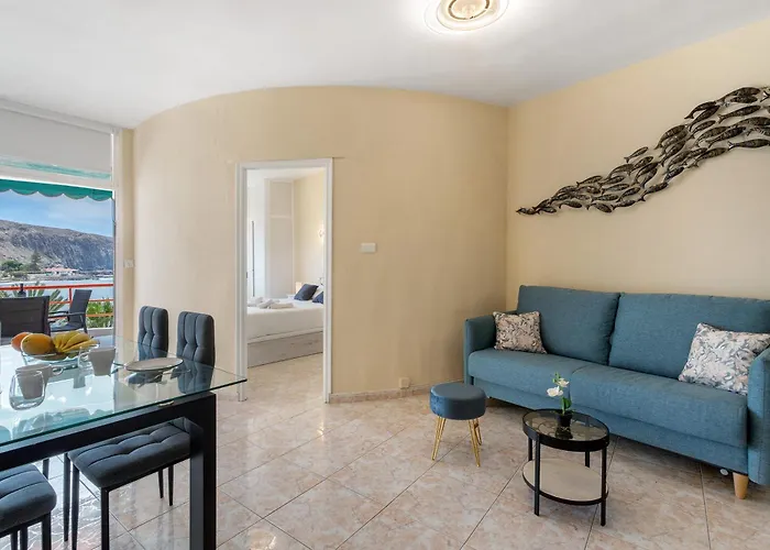 Cristianmar Frontline Sea View * Los Cristianos (Tenerife)